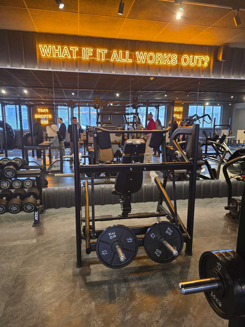 Epotile Boden Referenzen Fitnessstudio