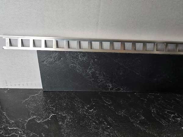 Epotile Sockelleisten